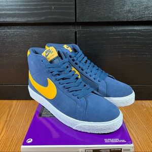 Nike SB Blazer Mid Michigan University Gold Navy